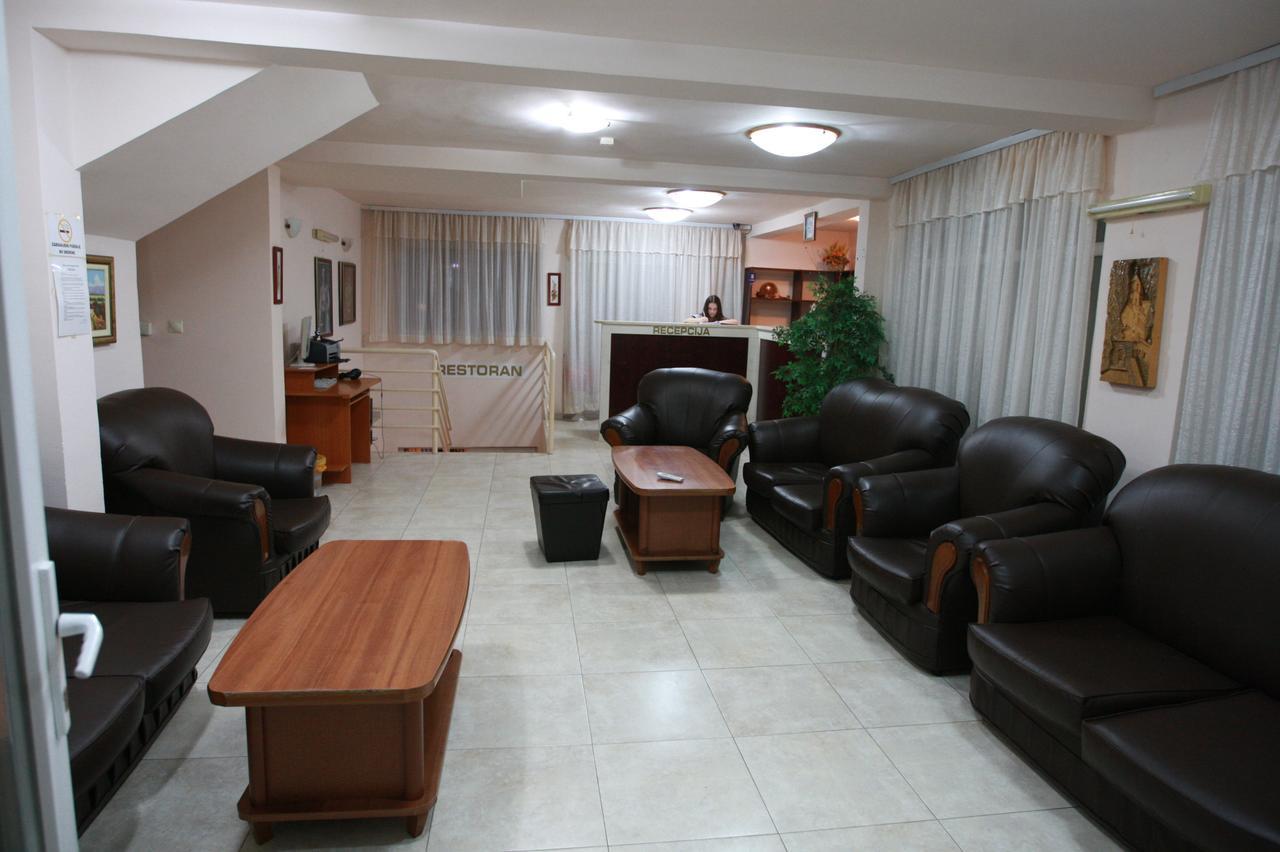 Hotel Vila Prestige Будва Экстерьер фото